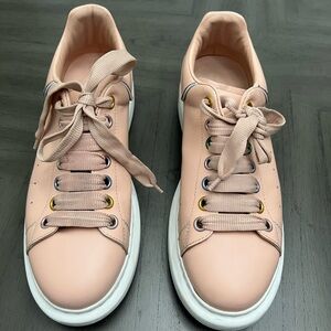 Alexander McQueen Sneakers Pink, 9.  Excellent condition.